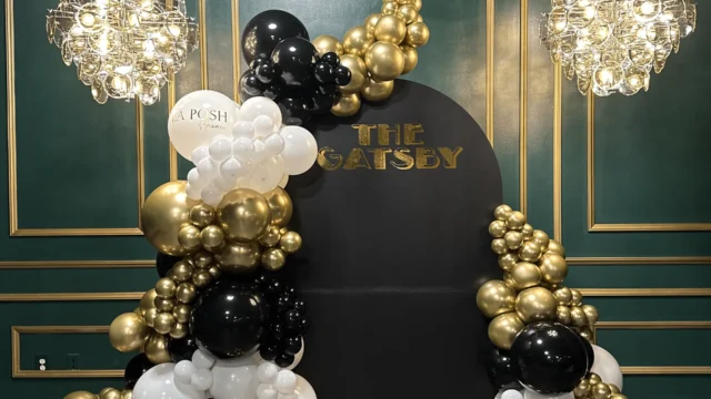 the gatsby chiara wall arch backdrop